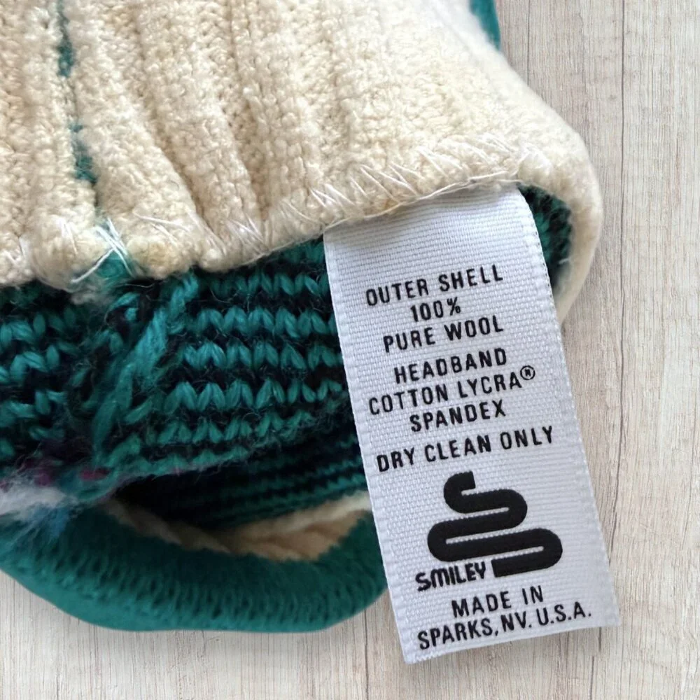 Smiley 100% wool